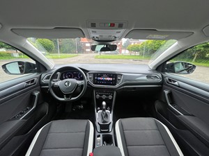 Volkswagen T-Roc Elegance 1.5 TSi 150 PK DSG-7