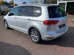 Volkswagen Touran 1.5 tfsi - comfortline (AUTOMAAT)